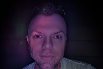 Alekxander — High Fashion Lip Gloss