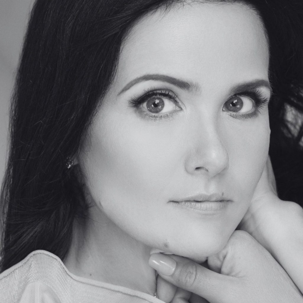 Stephani Ezatoff – Run On