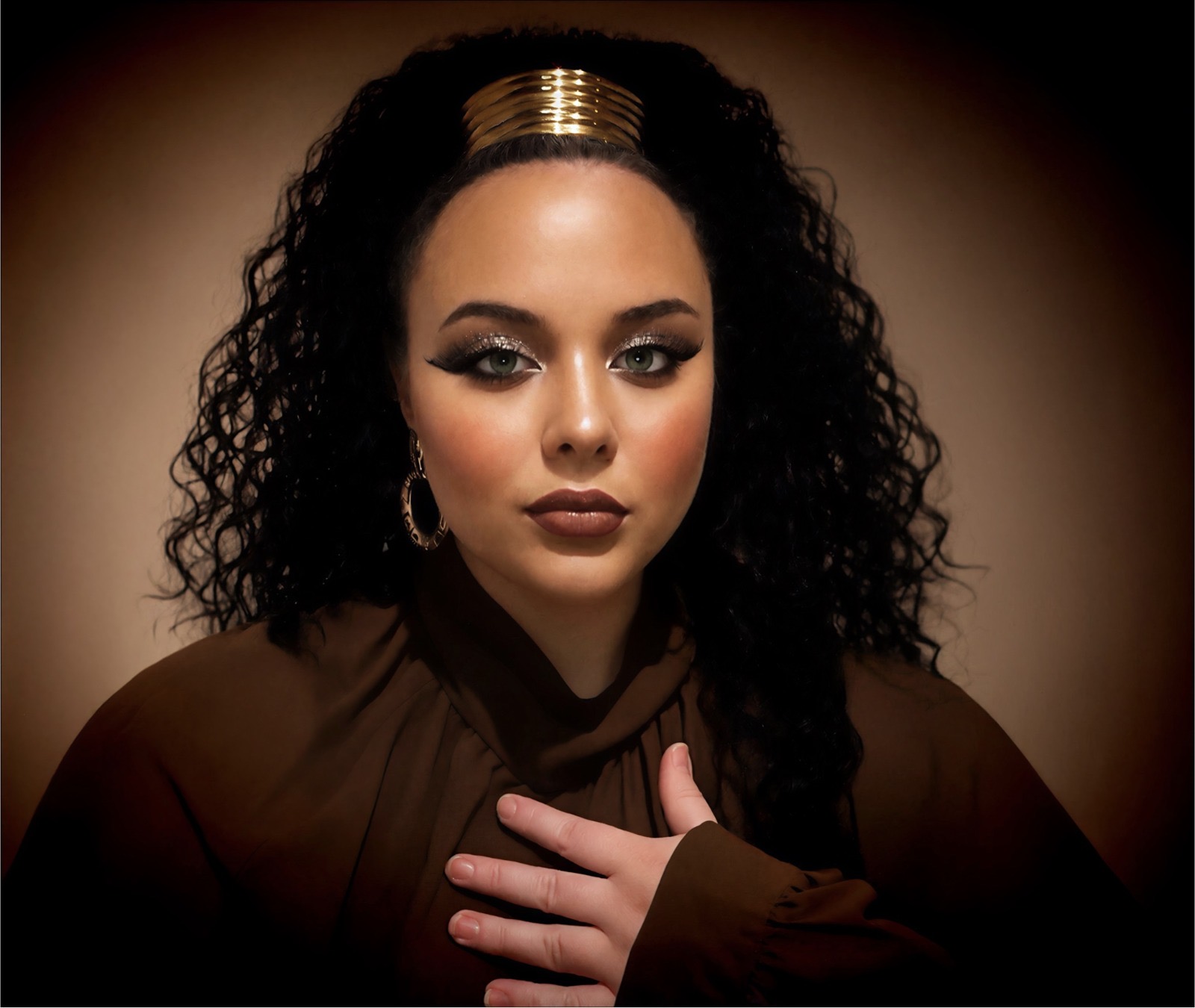 TaniA Kyllikki – HUMAN